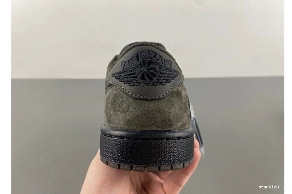 JORDAN SP TRAVIS LOW CQ4277-111  CQ4277-111 SCOTT RETRO OG 1  0215